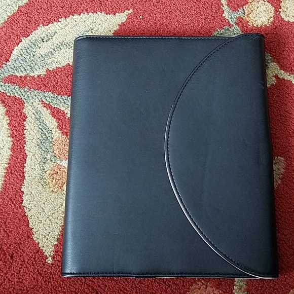 Black soft leather tablet case - Picture 1 of 5